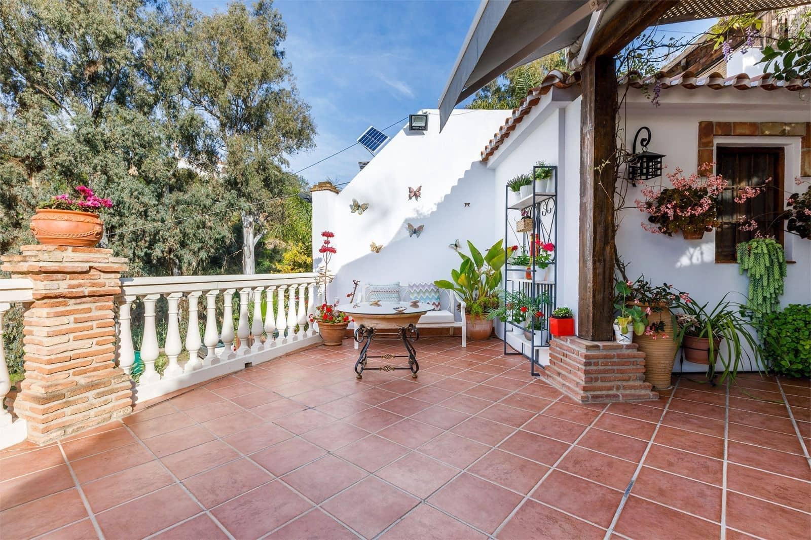 4 Zimmer Villa zu vermieten in Benajarafe mit Pool Garage - 3.800 € (Ref: 9864033)