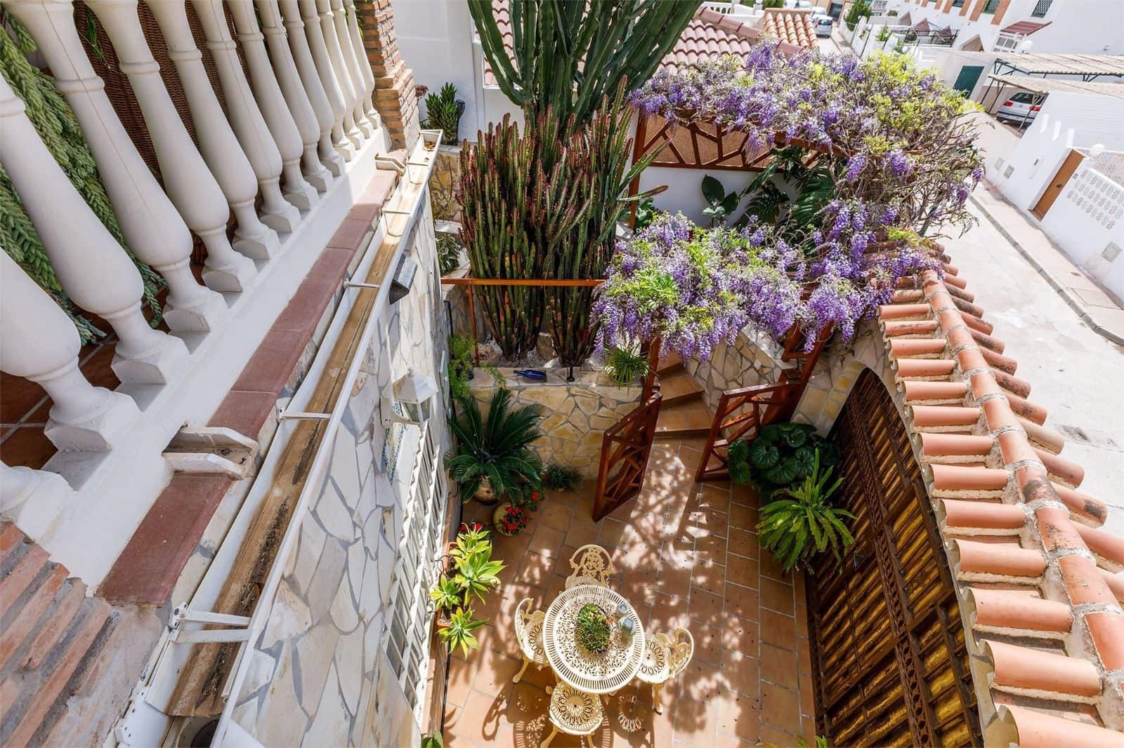 4 Zimmer Villa zu vermieten in Benajarafe mit Pool Garage - 3.800 € (Ref: 9864033)