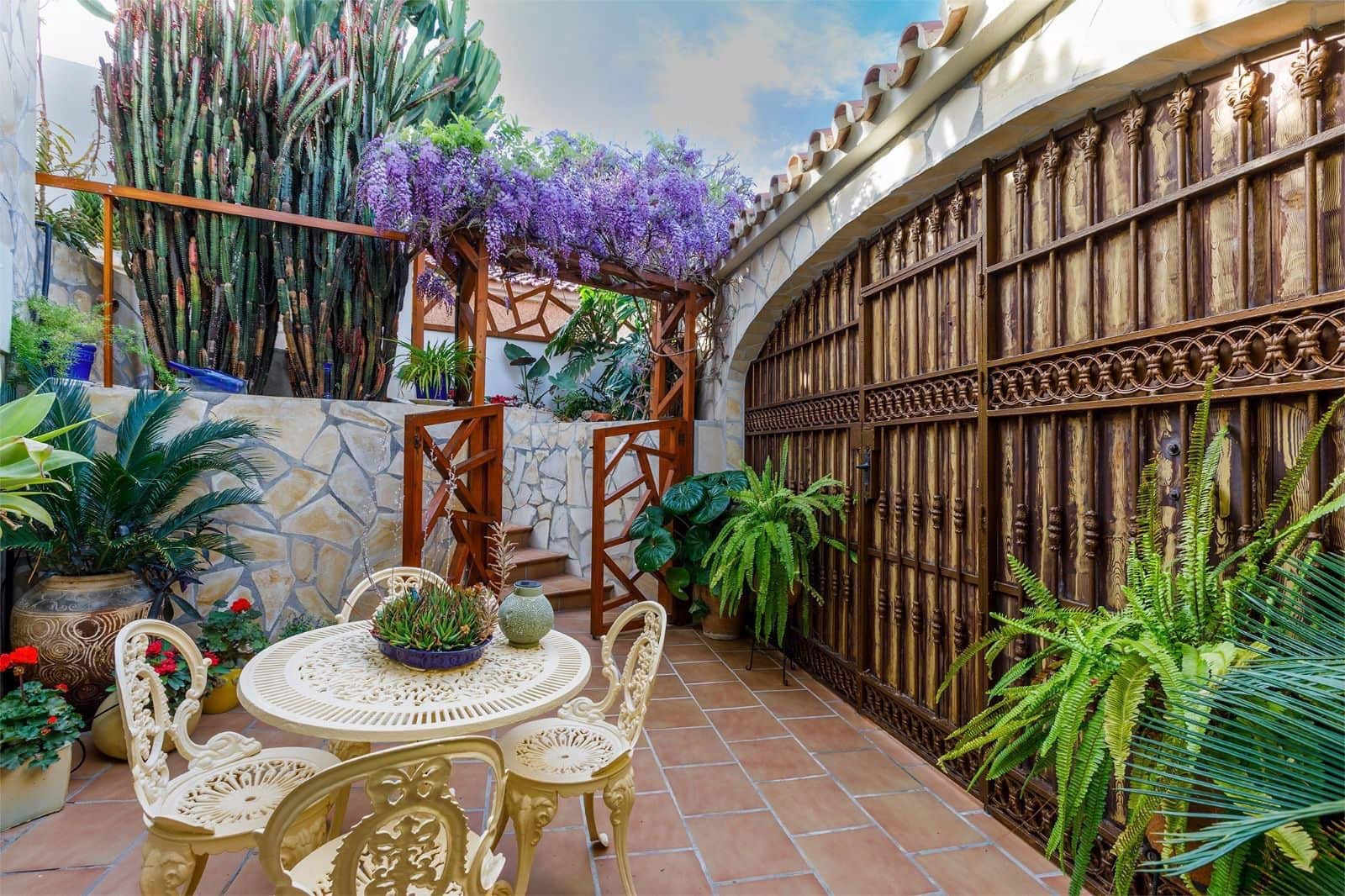 4 Zimmer Villa zu vermieten in Benajarafe mit Pool Garage - 3.800 € (Ref: 9864033)