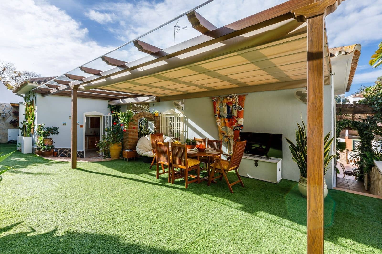 4 Zimmer Villa zu vermieten in Benajarafe mit Pool Garage - 3.800 € (Ref: 9864033)
