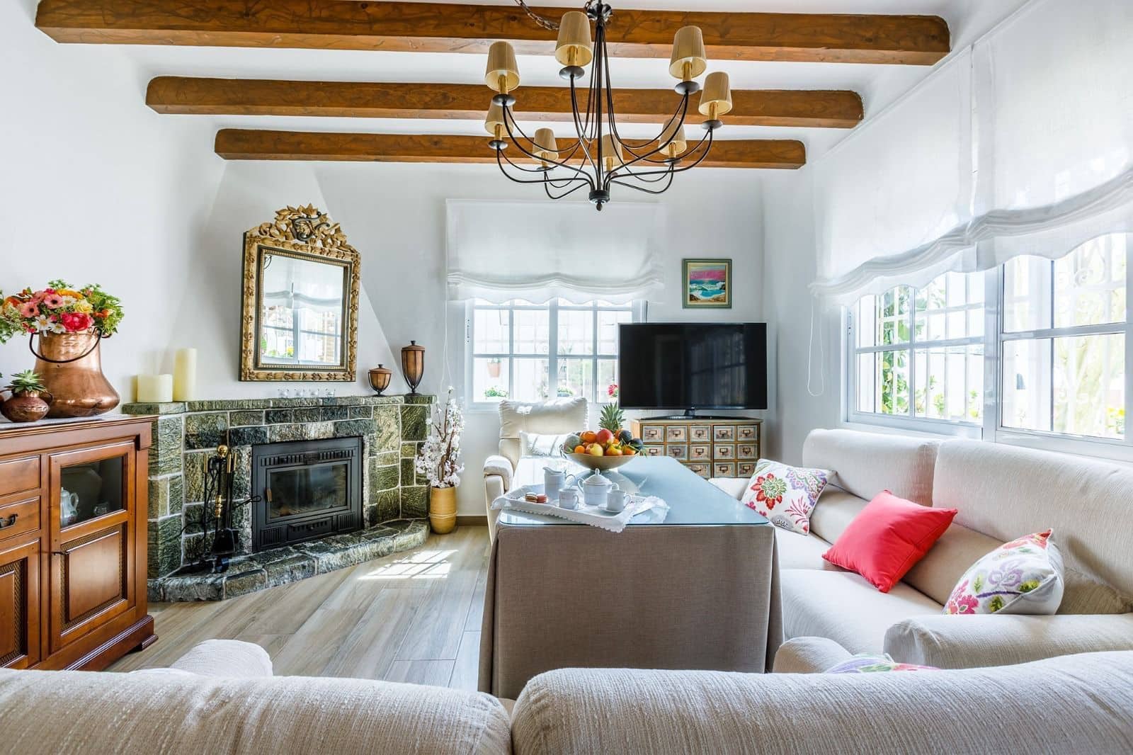 4 Zimmer Villa zu vermieten in Benajarafe mit Pool Garage - 3.800 € (Ref: 9864033)