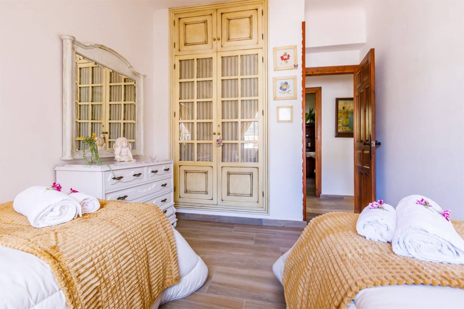 4 Zimmer Villa zu vermieten in Benajarafe mit Pool Garage - 3.800 € (Ref: 9864033)