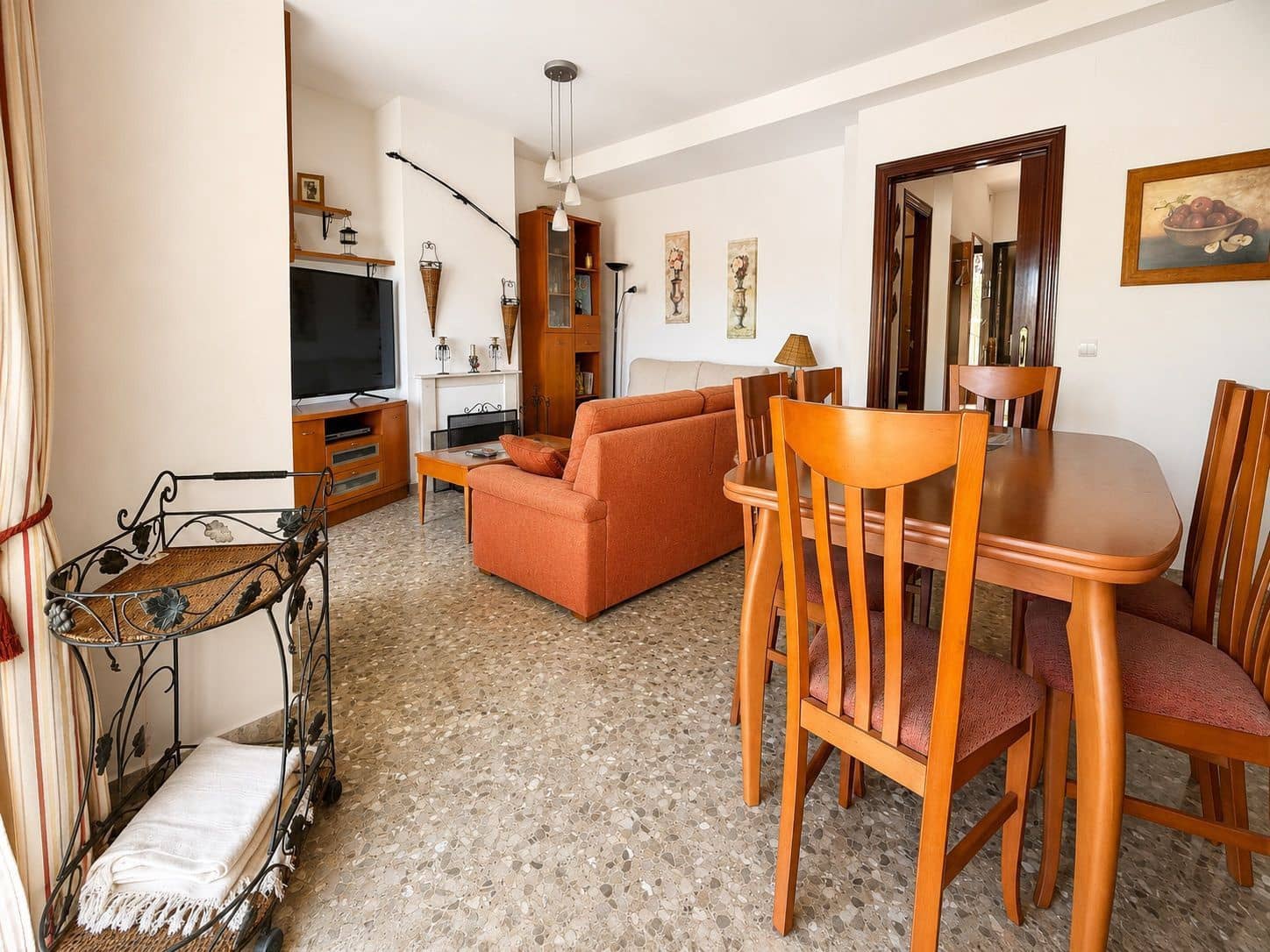 4 sovrum Semi-fristående Villa att hyra i Torre del Mar med pool - 2 500 € (Ref: 9877889)
