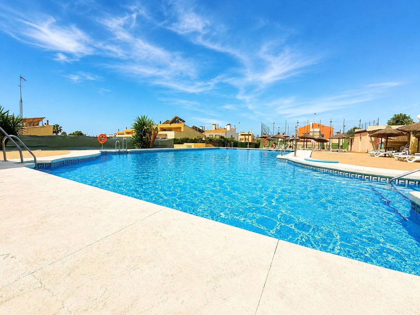 4 sovrum Semi-fristående Villa att hyra i Torre del Mar med pool - 2 500 € (Ref: 9877889)