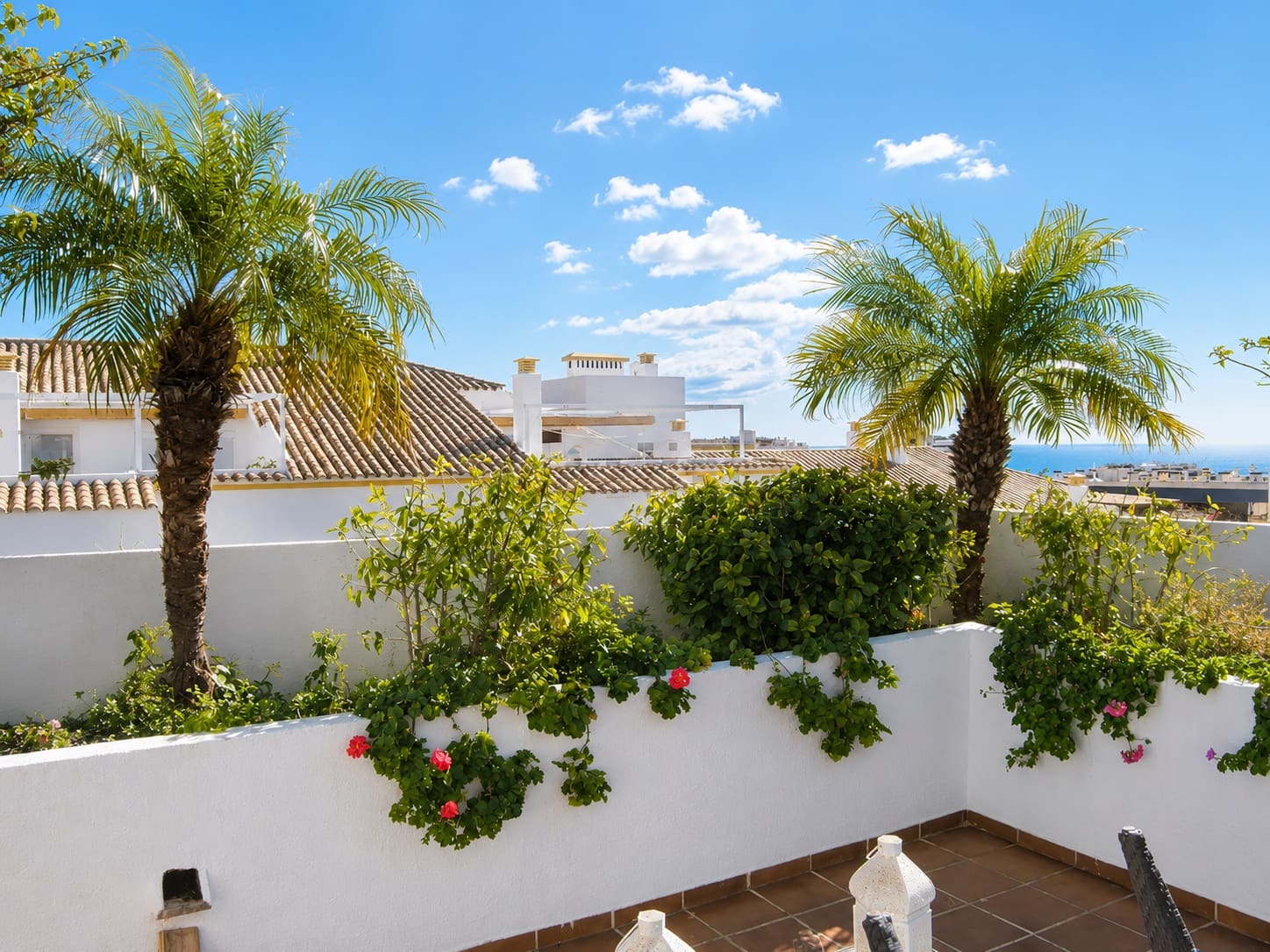 3 soveværelse Byhus til leje i Marbella med swimmingpool garage - € 1.600 (Ref: 9877890)