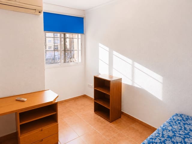3 soverom Leilighet til leie i Bailén med garasje - € 1 250 (Ref: 9877891)