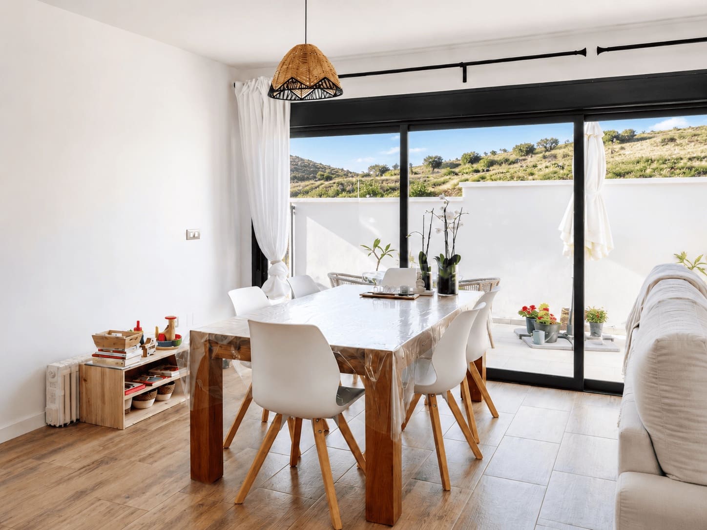 4 sovrum Semi-fristående Villa att hyra i Velez-Malaga med pool garage - 2 400 € (Ref: 9877892)