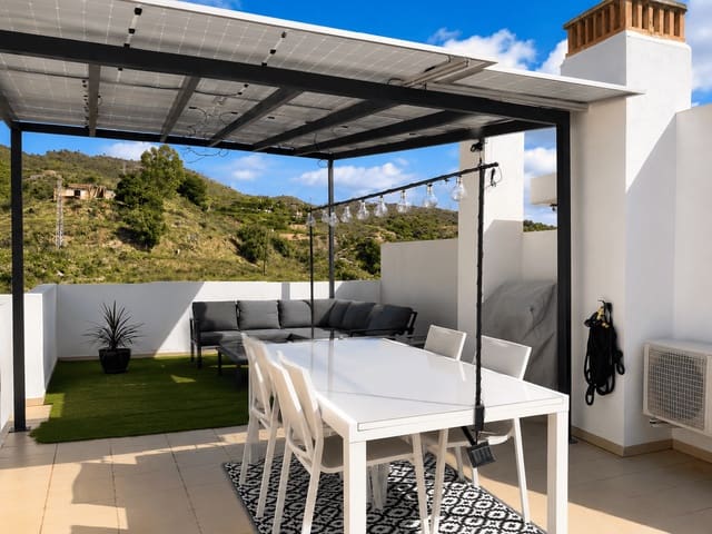 4 sovrum Semi-fristående Villa att hyra i Vélez-Málaga med pool garage - 2 400 € (Ref: 9877892)