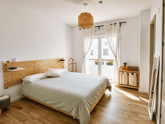 4 sovrum Semi-fristående Villa att hyra i Vélez-Málaga med pool garage - 2 400 € (Ref: 9877892)