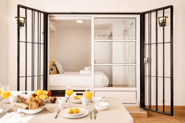 Appartement de 1 chambre à louer à Torremolinos avec piscine garage - 1 200 € (Ref: 9889732)
