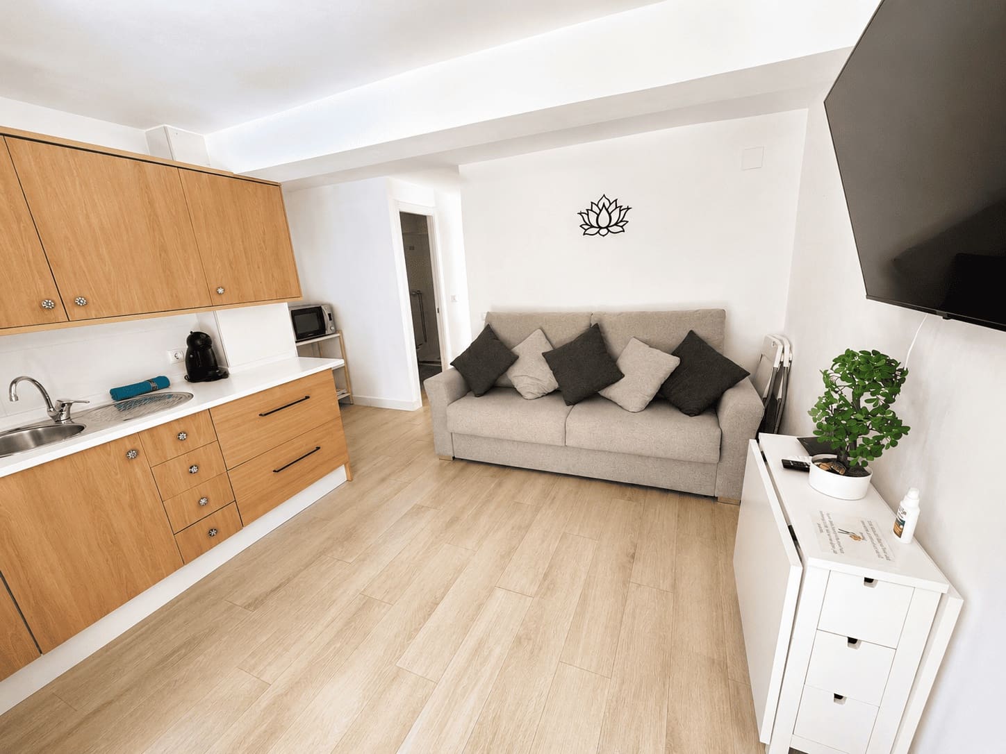 Appartement de 1 chambre à louer à Torremolinos avec piscine garage - 1 200 € (Ref: 9889732)