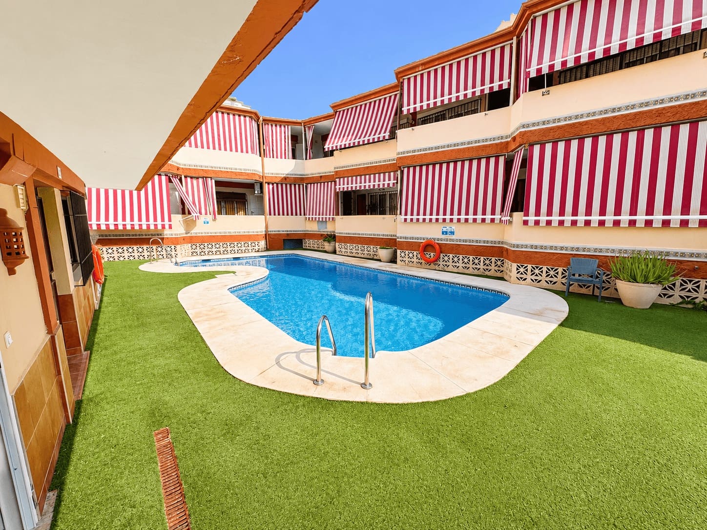 Appartement de 1 chambre à louer à Torremolinos avec piscine garage - 1 200 € (Ref: 9889732)