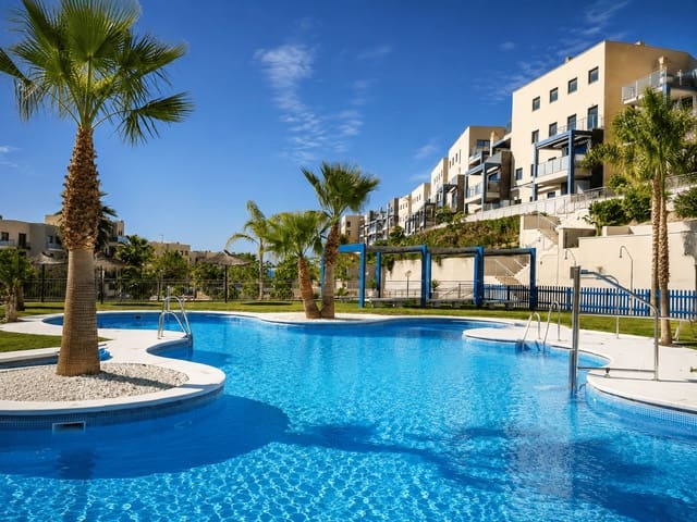 3 quarto Apartamento para arrendar em Almuñécar - 1 200 € (Ref: 9889733)