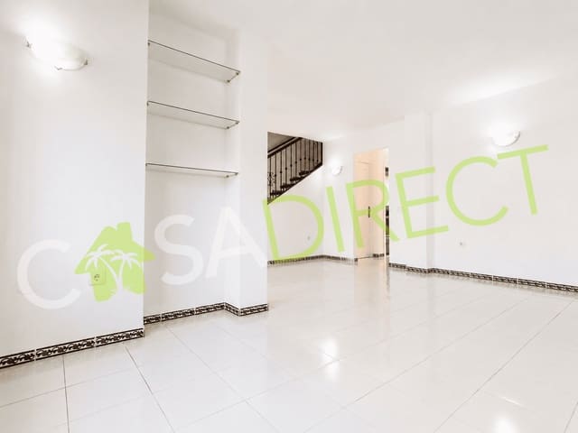 3 Zimmer Doppelhaus zu vermieten in Rincón de la Victoria - 1.900 € (Ref: 9895755)