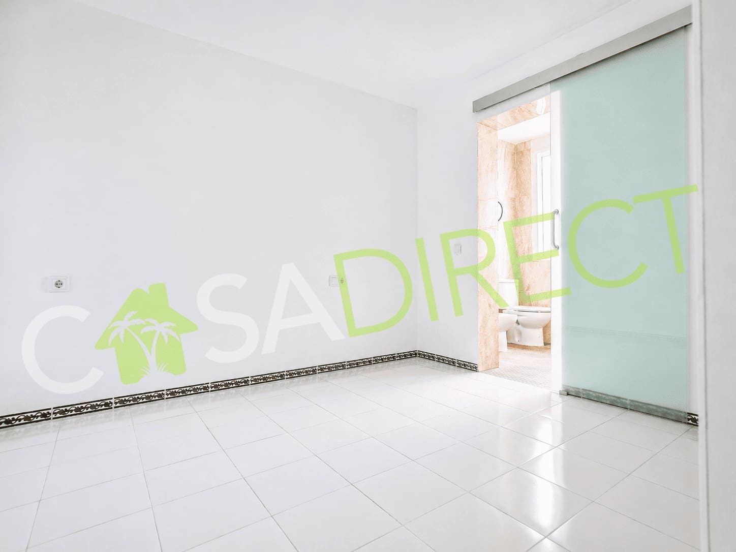 3 Zimmer Doppelhaus zu vermieten in Rincon de la Victoria mit Pool Garage - 1.900 € (Ref: 9895755)