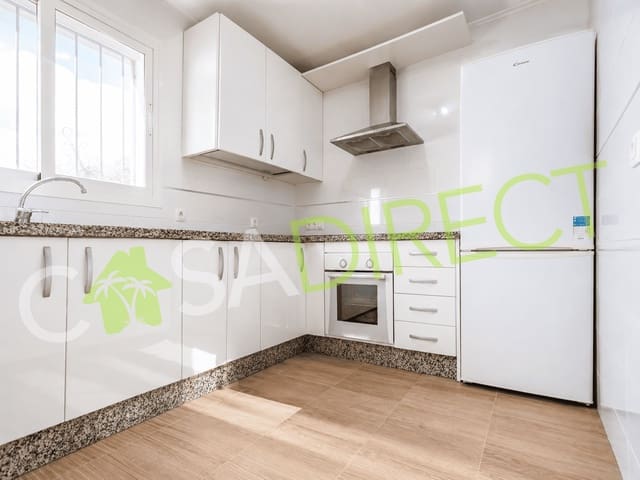 3 Zimmer Doppelhaus zu vermieten in Rincón de la Victoria - 1.900 € (Ref: 9895755)