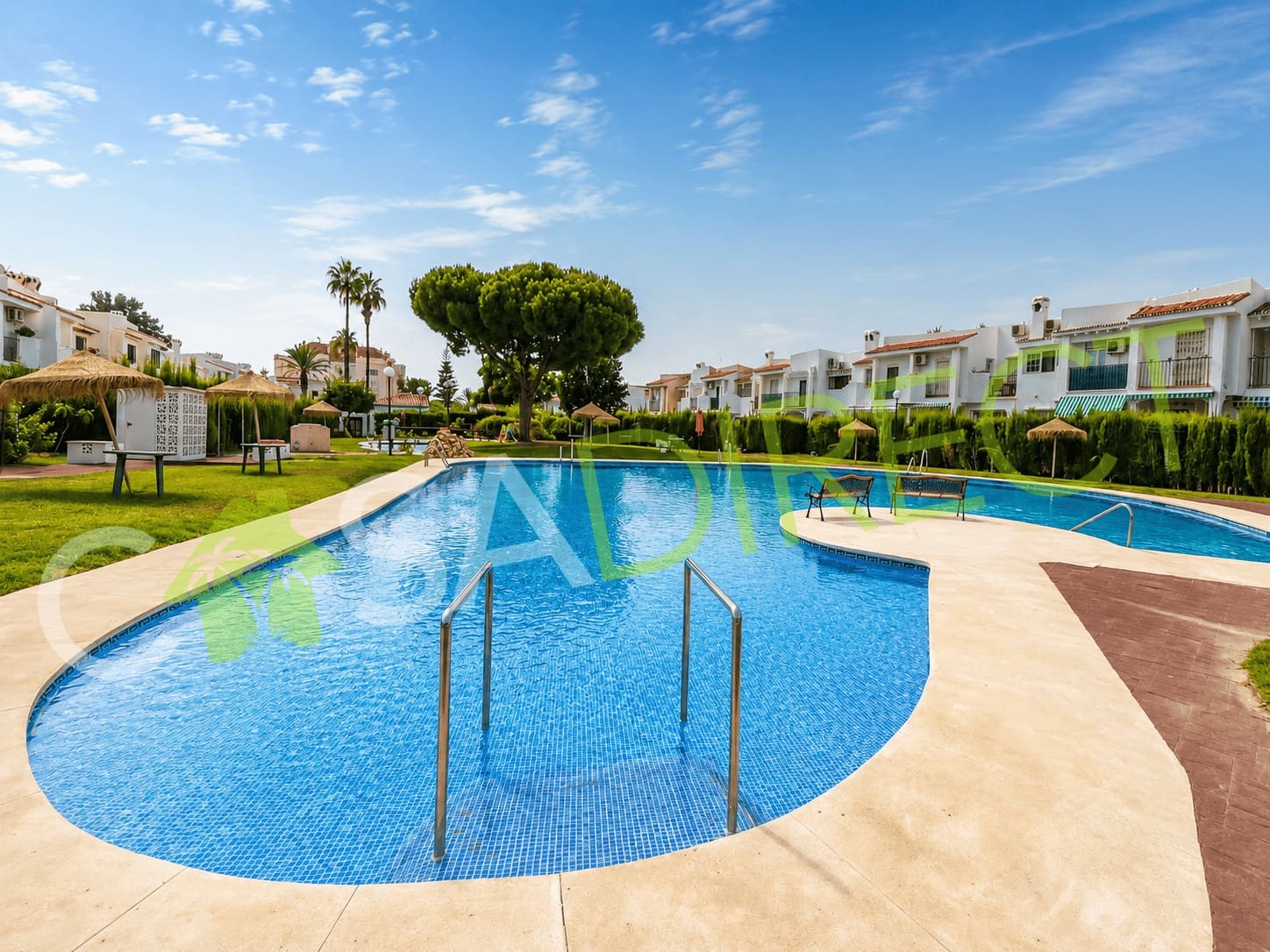 3 Zimmer Doppelhaus zu vermieten in Rincon de la Victoria mit Pool Garage - 1.900 € (Ref: 9895755)
