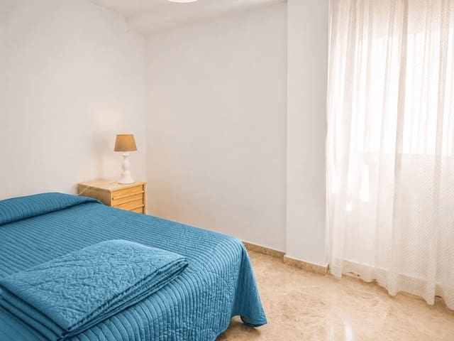 2 slaapkamer Appartement te huur in Perchel Sur, Málaga stad - € 1.350 (Ref: 9919340)