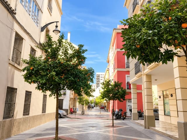 2 slaapkamer Appartement te huur in Perchel Sur, Málaga stad - € 1.350 (Ref: 9919340)