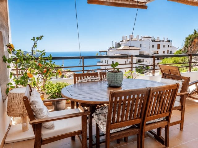 Apartamento de 2 habitaciones en Almuñécar en alquiler con piscina garaje - 1.440 € (Ref: 9921685)