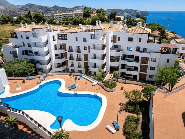 Apartamento de 2 habitaciones en Almuñécar en alquiler con piscina garaje - 1.440 € (Ref: 9921685)