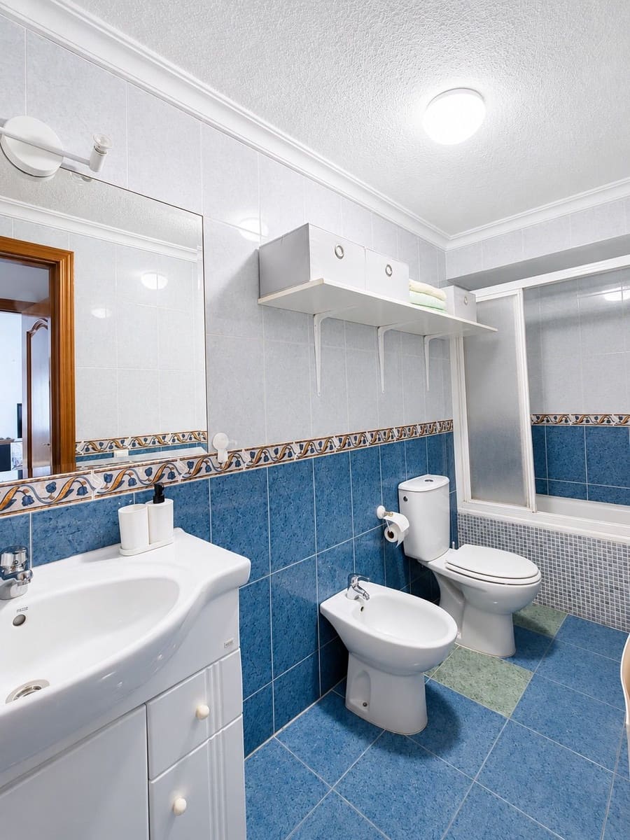 3 quarto Apartamento para arrendar em Mijas - 1 680 € (Ref: 9923222)