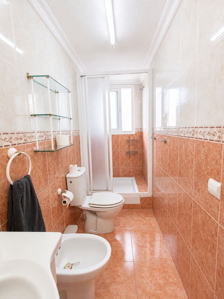 3 quarto Apartamento para arrendar em Mijas - 1 680 € (Ref: 9923222)