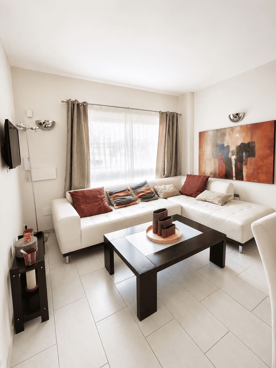 2 bedroom Apartment for rent in Fuengirola with pool garage - € 1,320 (Ref: 9926764)