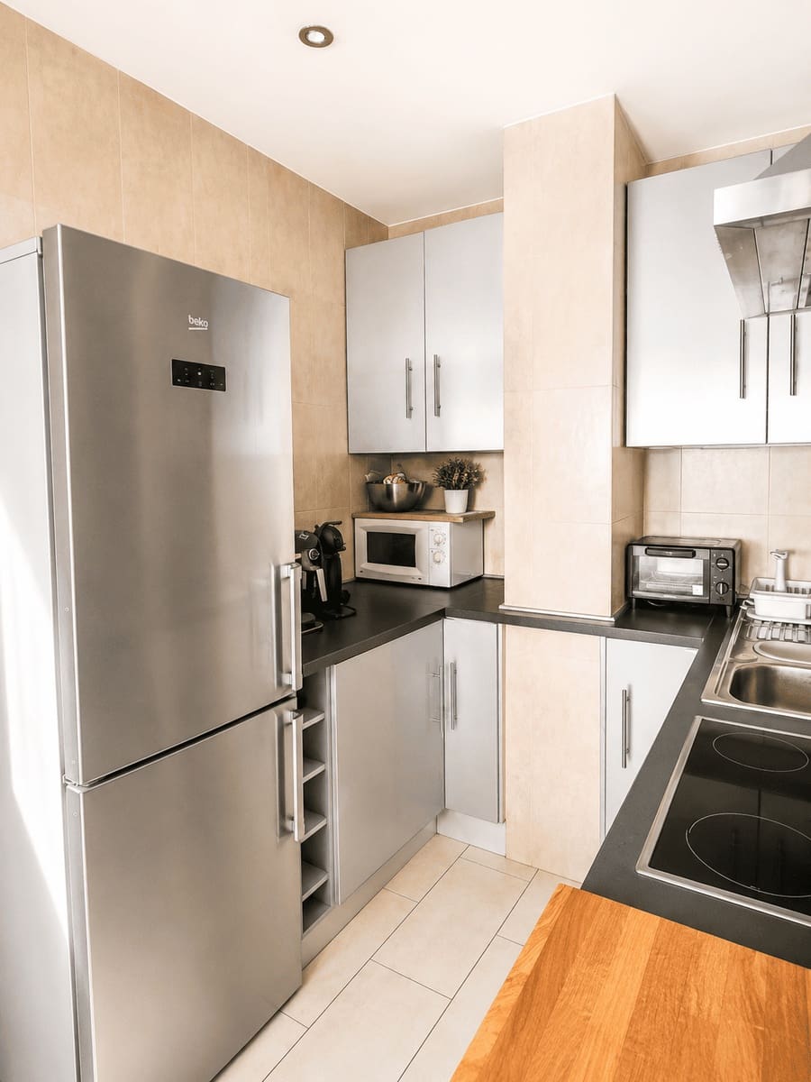 2 bedroom Apartment for rent in Fuengirola with pool garage - € 1,320 (Ref: 9926764)