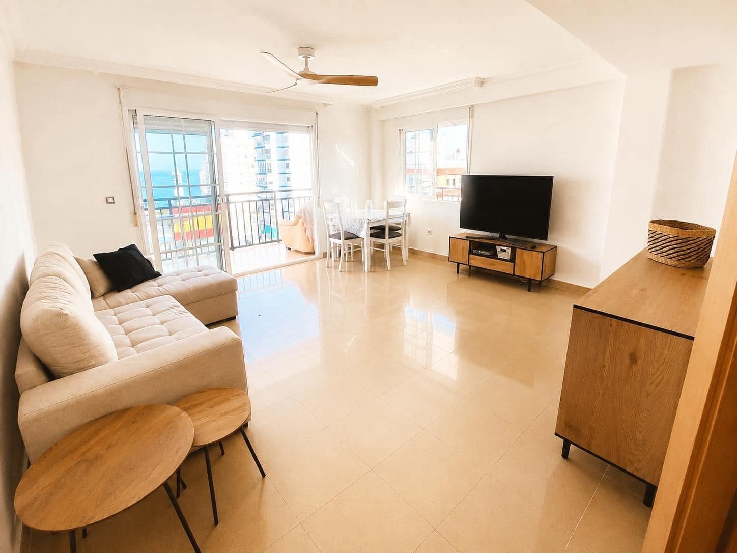 2 soveværelse Lejlighed til leje i Velez-Malaga med swimmingpool garage - € 1.080 (Ref: 9946959)