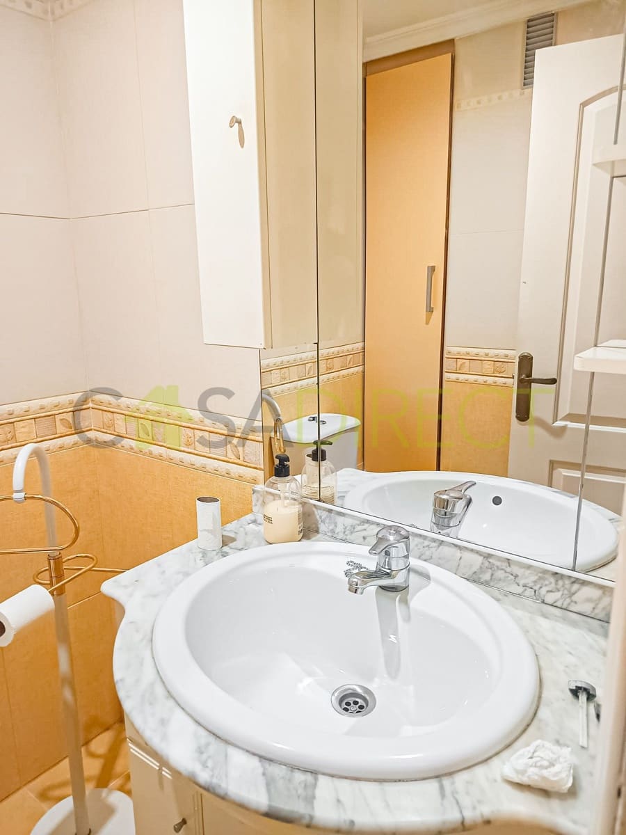 2 bedroom Flat for rent in Torremolinos with garage - € 1,950 (Ref: 9974661)
