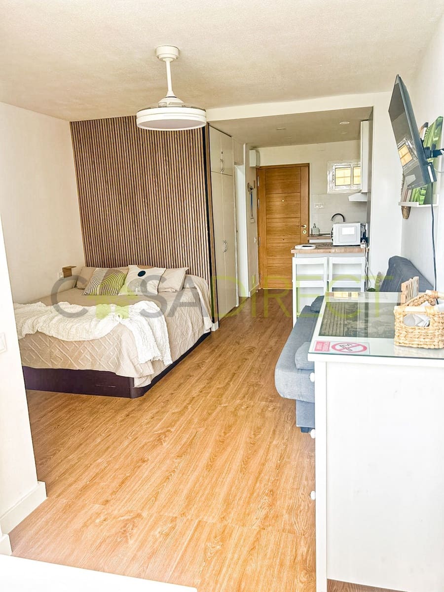 Studio til leie i Benalmadena med svømmebasseng - € 1 080 (Ref: 9974662)
