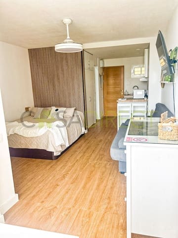 Studio til leie i Benalmádena med svømmebasseng - € 1 080 (Ref: 9974662)