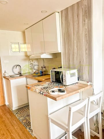 Studio til leie i Benalmádena med svømmebasseng - € 1 080 (Ref: 9974662)
