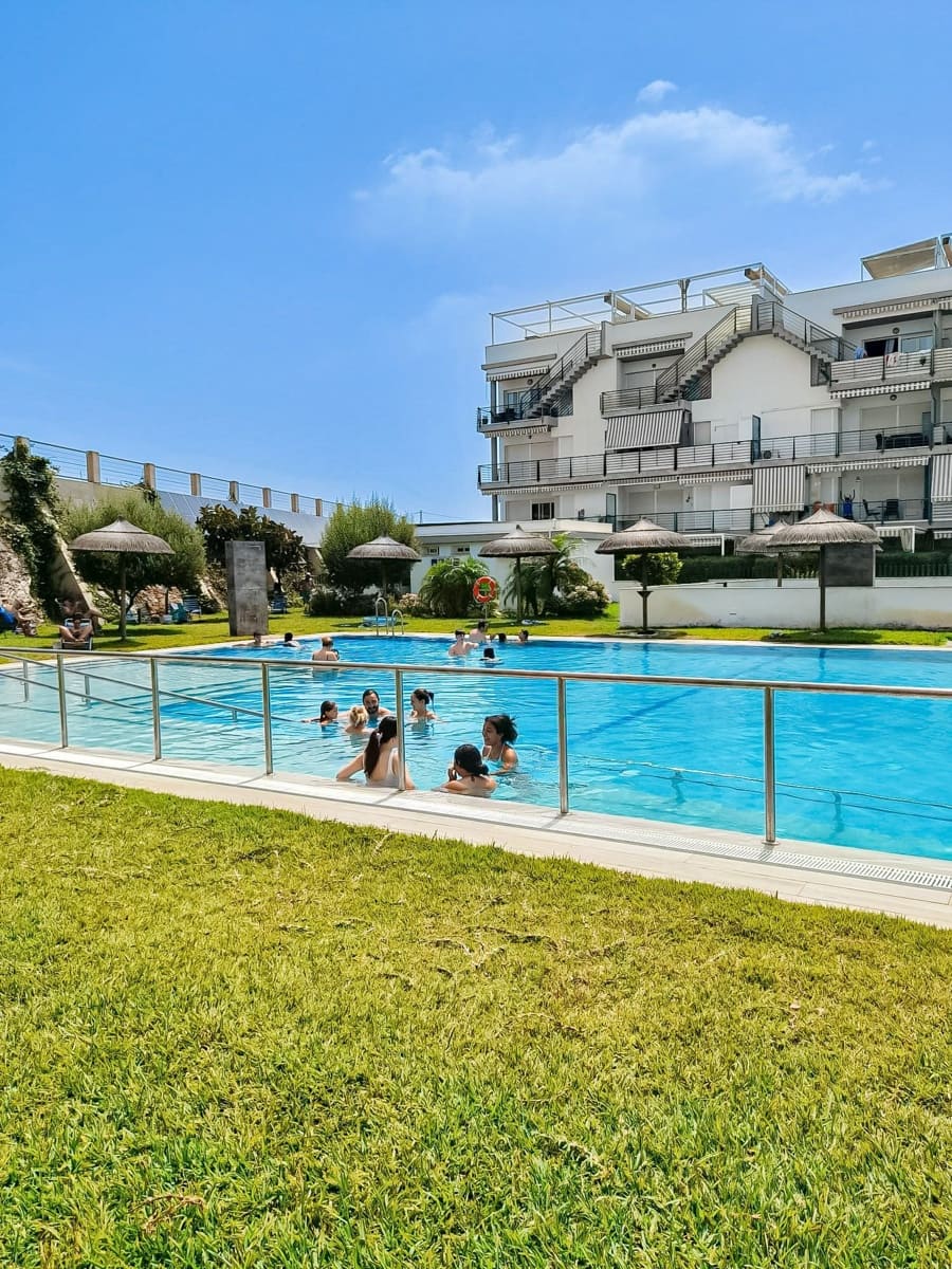 Appartement de 1 chambre à louer à Torrox-Costa avec piscine garage - 720 € (Ref: 9978143)