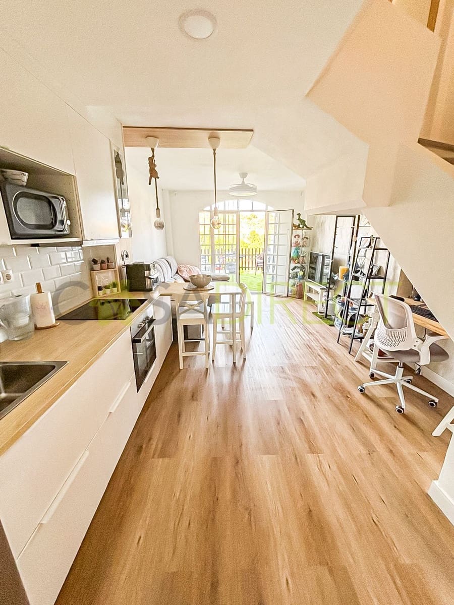 1 soveværelse Byhus til leje i Rincon de la Victoria med swimmingpool garage - € 1.500 (Ref: 9984378)