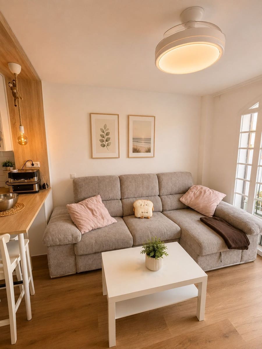 Maison de Ville de 1 chambre à louer à Rincon de la Victoria avec piscine garage - 1 500 € (Ref: 9984378)