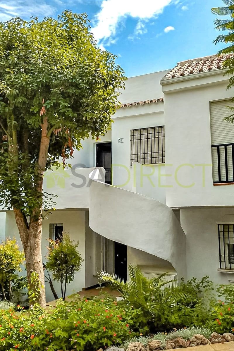 2 bedroom Flat for rent in Marbella with pool garage - € 2,058 (Ref: 9984379)