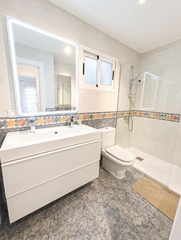 1 quarto Apartamento para arrendar em Almuñécar com garagem - 1 020 € (Ref: 9986364)