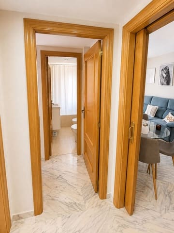 Piso de 2 habitaciones en Málaga ciudad en alquiler - 1.354 € (Ref: 9996616)