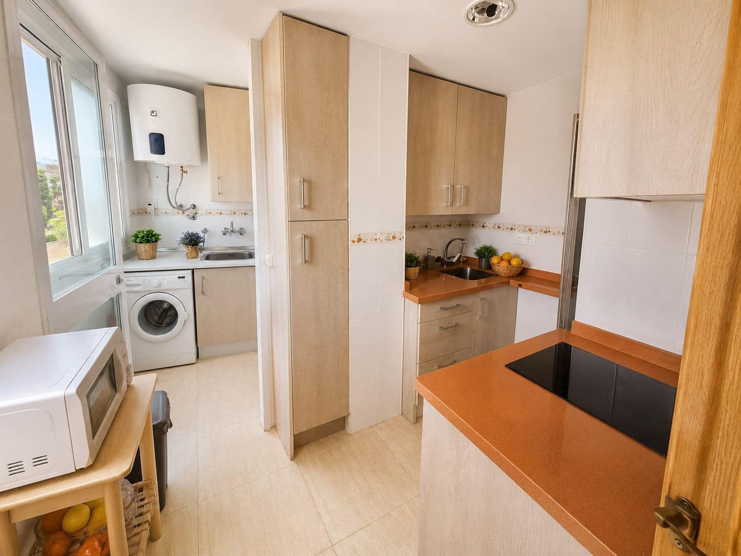 Piso de 2 habitaciones en Málaga ciudad en alquiler - 1.354 € (Ref: 9996616)