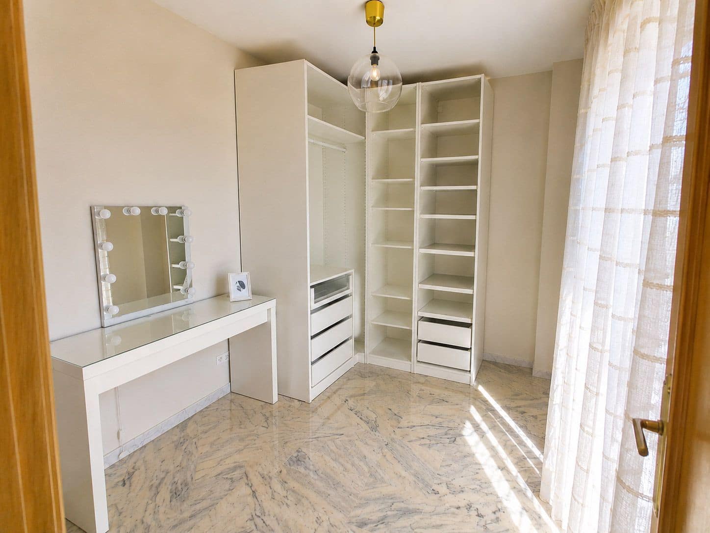 Piso de 2 habitaciones en Málaga ciudad en alquiler - 1.354 € (Ref: 9996616)