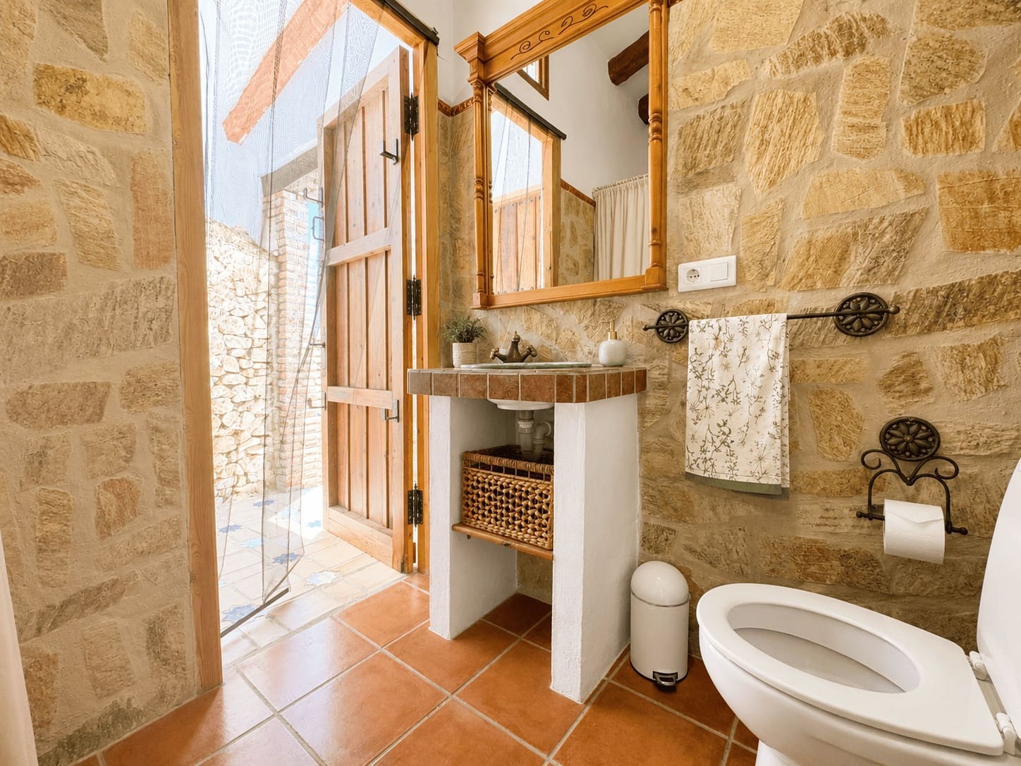 3 soveværelse Villa til leje i Frigiliana med swimmingpool garage - € 1.800 (Ref: 9998081)