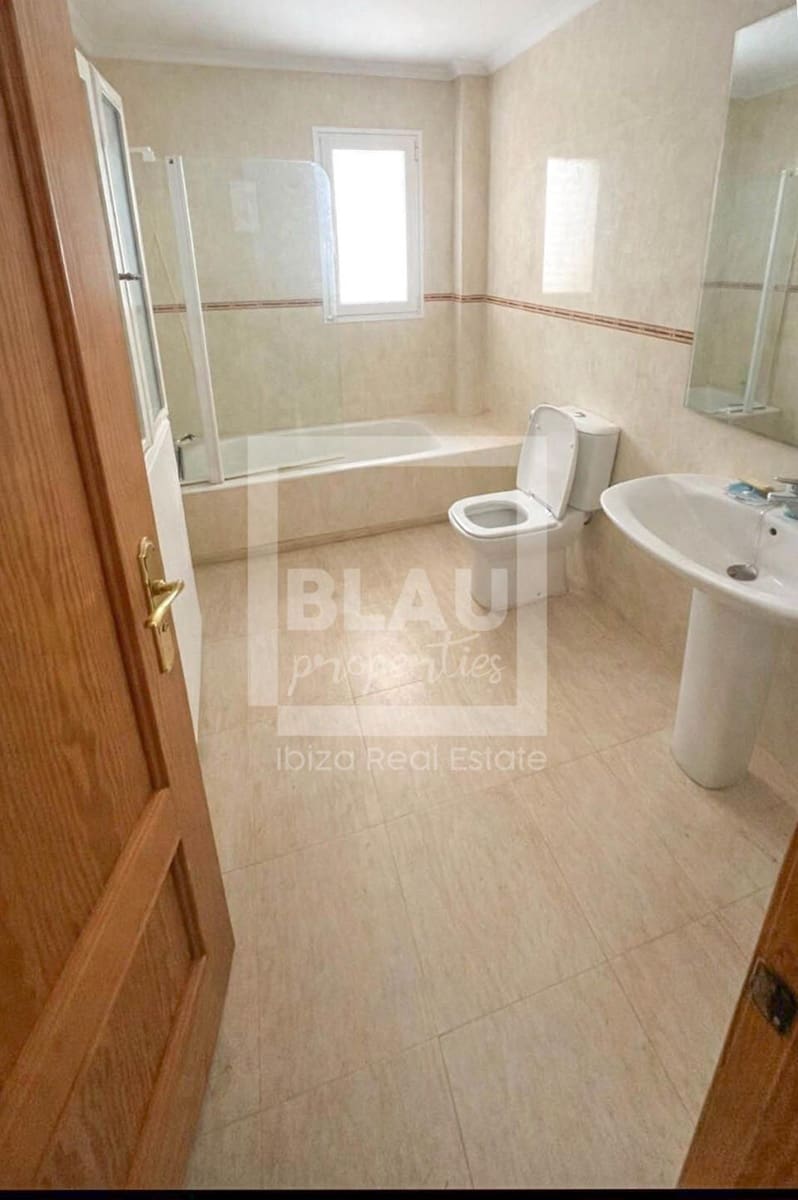 3 bedroom Villa for sale in San Jose / Sant Josep de Sa Talaia with garage - € 2,300,000 (Ref: 10027575)