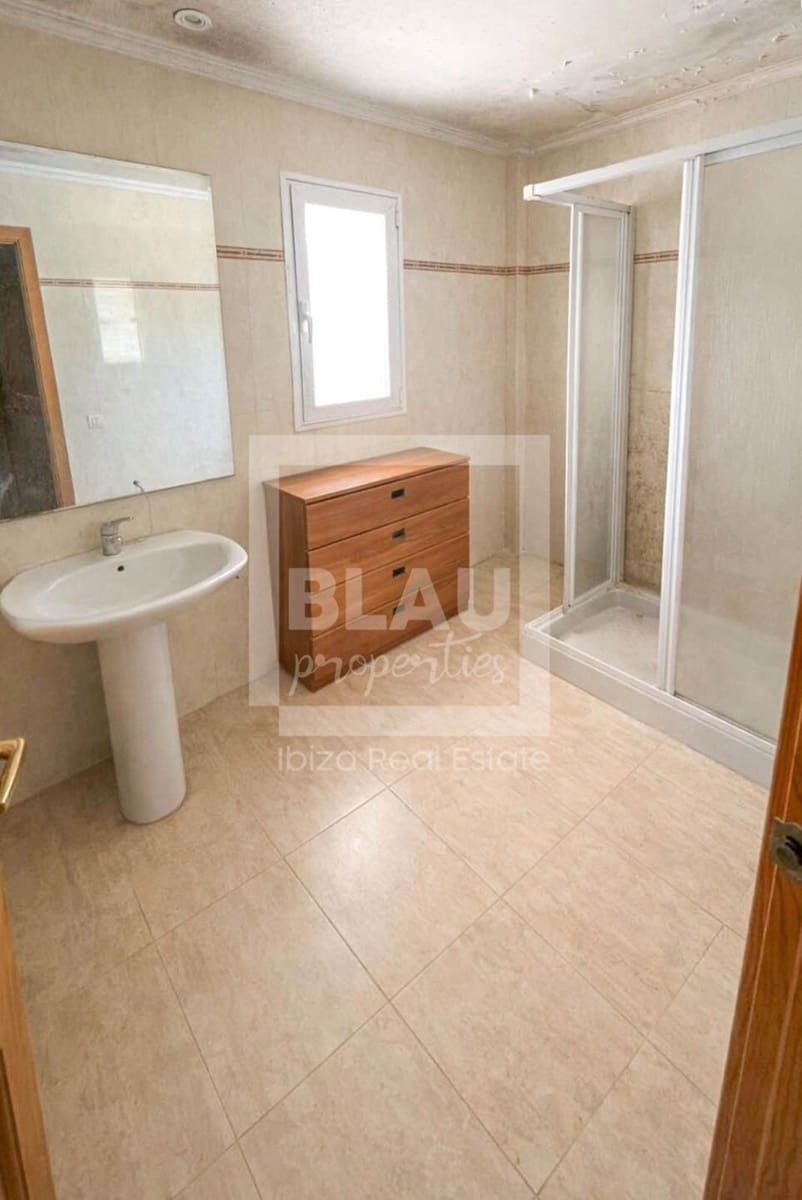 3 bedroom Villa for sale in San Jose / Sant Josep de Sa Talaia with garage - € 2,300,000 (Ref: 10027575)