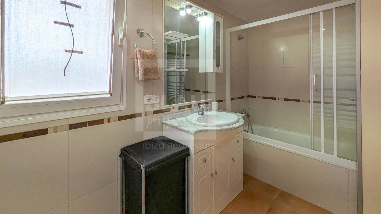 2 sovrum Lägenhet att hyra i San Jose / Sant Josep de Sa Talaia med garage - 1 450 € (Ref: 10073354)