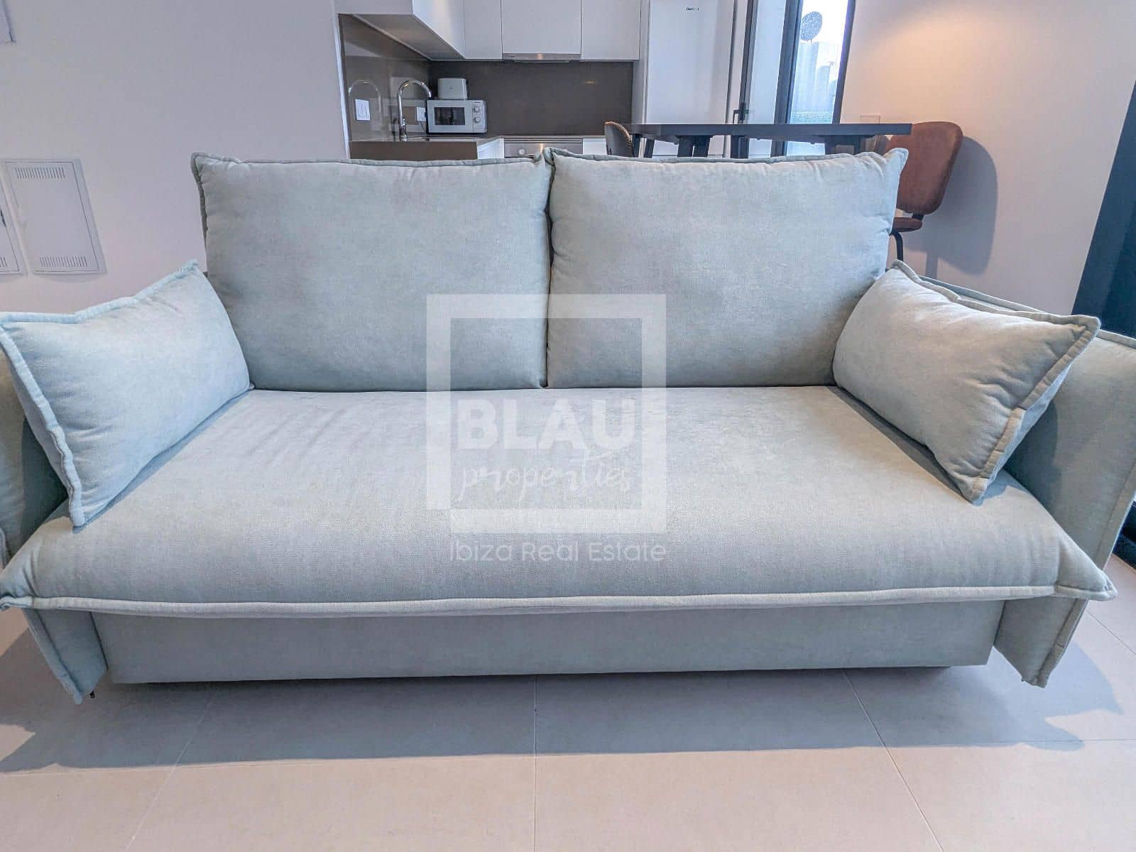 1 slaapkamer Flat te koop in Sant Antoni de Portmany met zwembad garage - € 399.000 (Ref: 10135107)