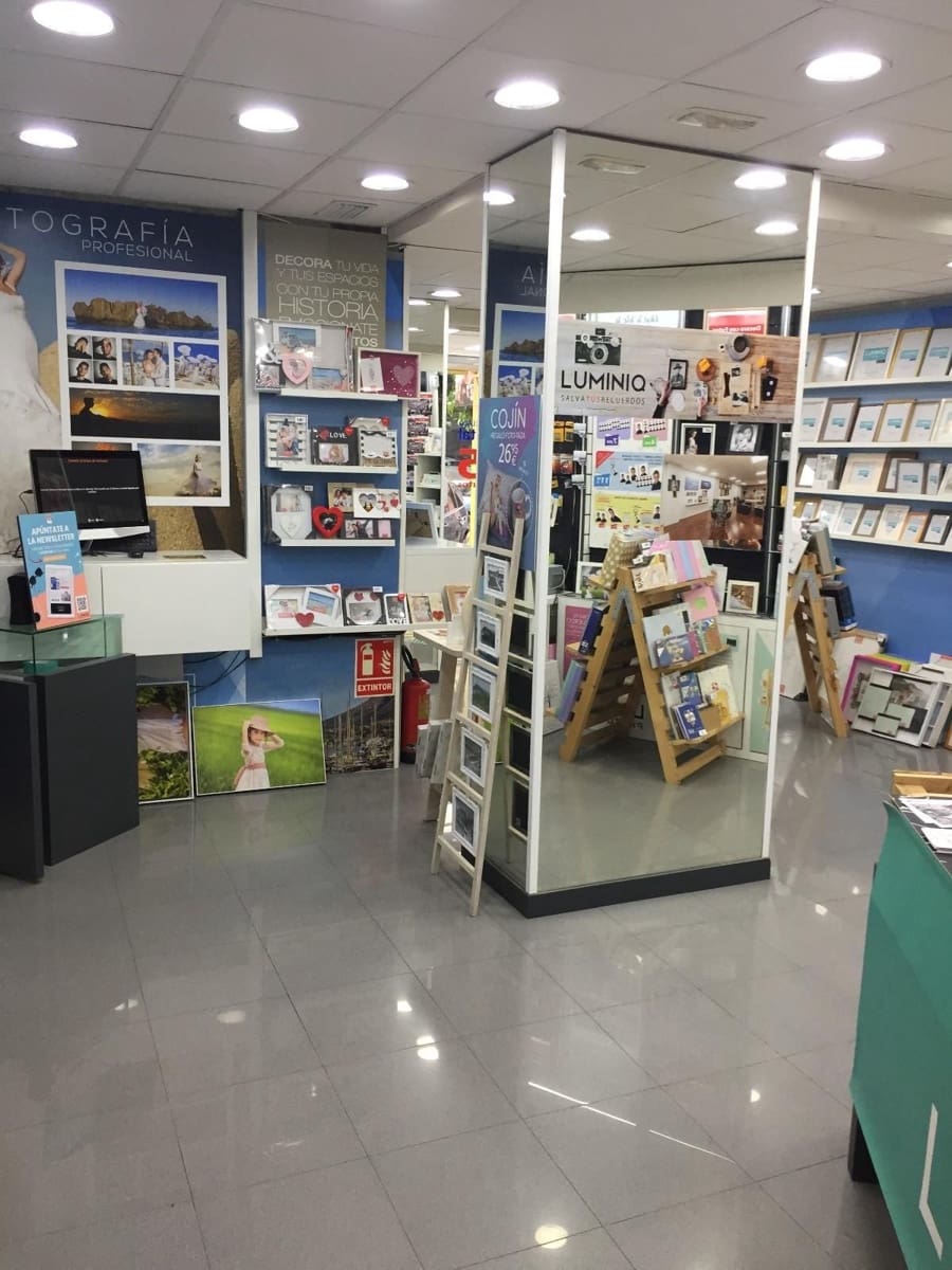 Local Comercial en Dénia en venta - 180.000 € (Ref: 7294996)