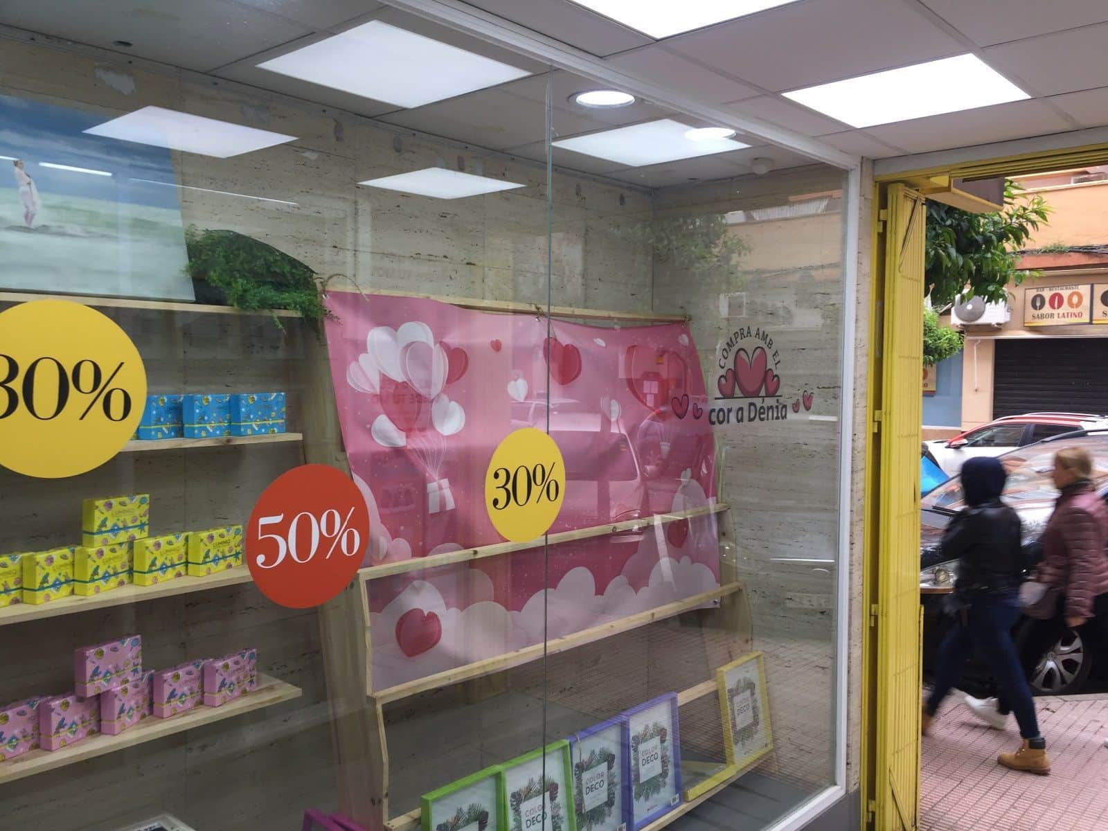 Local Comercial en Dénia en venta - 180.000 € (Ref: 7294996)