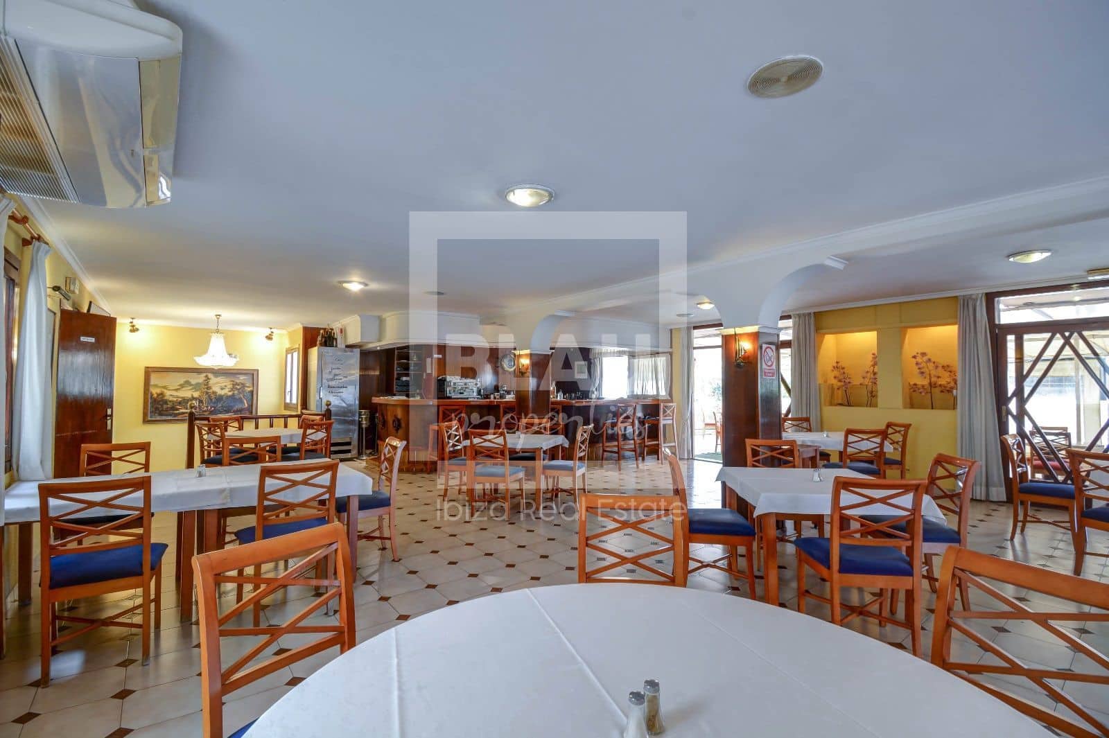 Kommersiell til salgs i San Jose / Sant Josep de Sa Talaia - € 1 950 000 (Ref: 7667175)